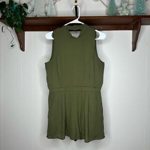 One Clothing Women’s Sleeveless Mock Neck Peplum Blouse Army Green Large